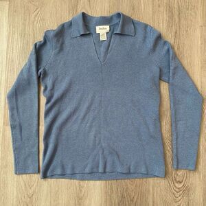 Neiman Marcus Exclusive Silk Blend Long Sleeved Collared Blue V-Neck Sweater S‎